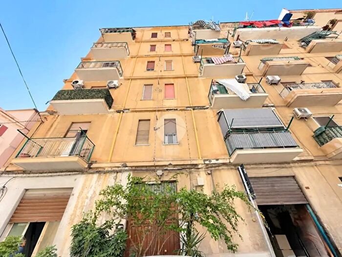 Appartamento trilocale in vendita in Via Cardinale Tomasi, Palermo