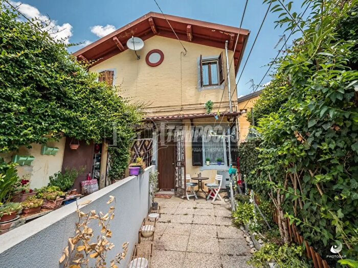 Casa bilocale in vendita in Via Sant'Alberto, San Pietro In Casale