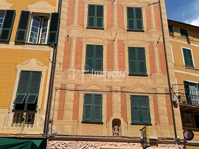 Appartamento bilocale in vendita in Via SantAmbrogio PzJacopo, Varazze