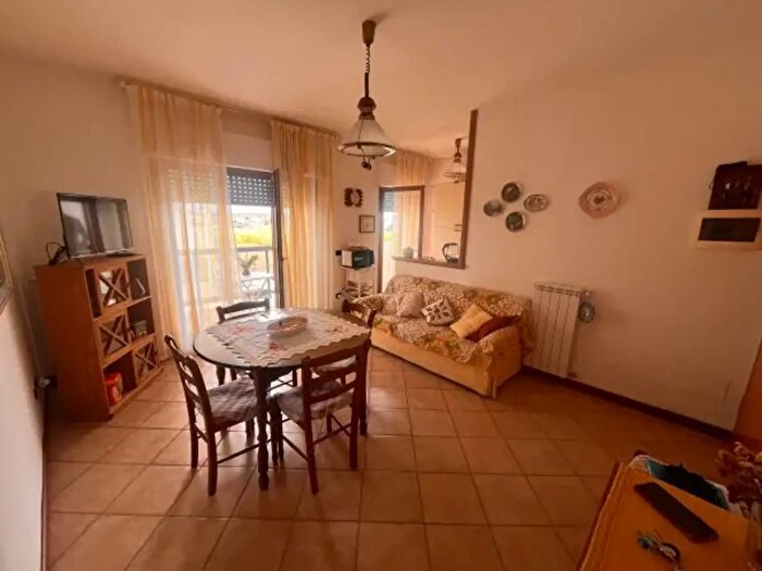 Appartamento trilocale in vendita in Via Rinascita, Nettuno