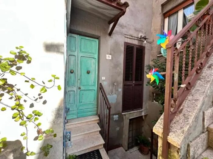 Appartamento trilocale in vendita in Via Marsala, Orte