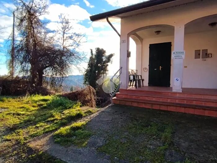 Casa trilocale in vendita in Via Rontagnano Poggiolo, Sogliano Al Rubicone