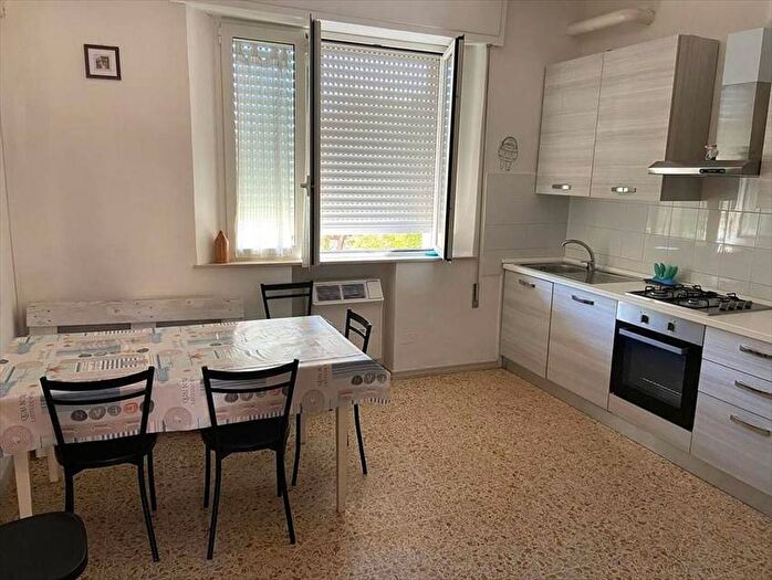 Appartamento bilocale in affitto in LUNGOMARE MAMELI, Lungomare di Ponente, Senigallia