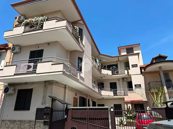 Appartamento monolocale in affitto in Via Pietro Mascagni, Acerra