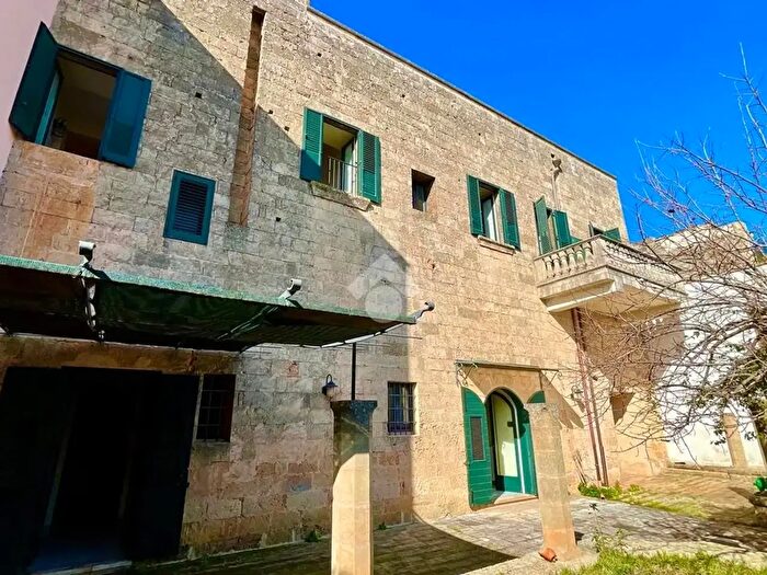 Casa con 8 locali in vendita in Via Ripamonti, Ugento