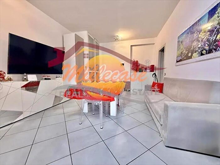 Appartamento trilocale in vendita in Viale Tica, Siracusa