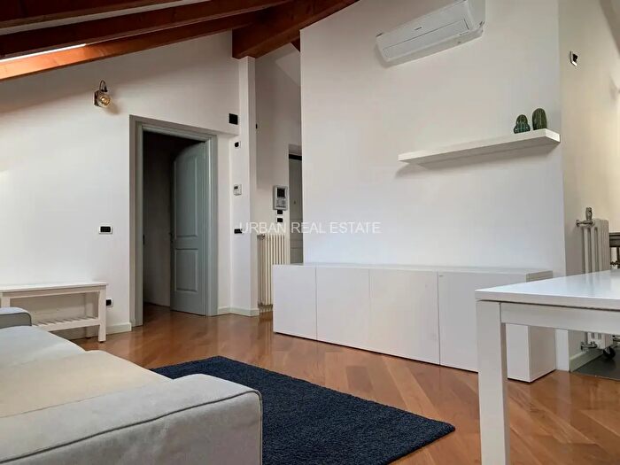 Appartamento bilocale in affitto in Via Madonna del Mare, Trieste