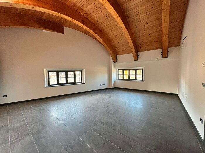 Appartamento quadrilocale in vendita in Piazza dellAccolta, Bevagna