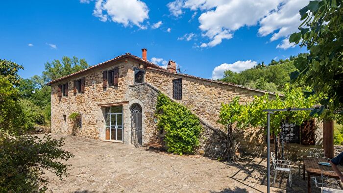 Casa con 14 locali in vendita in Via Baccio Bandinelli, Gaiole In Chianti