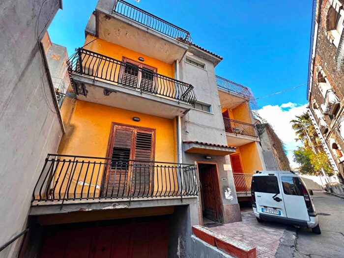 Appartamento bilocale in vendita in Riposto