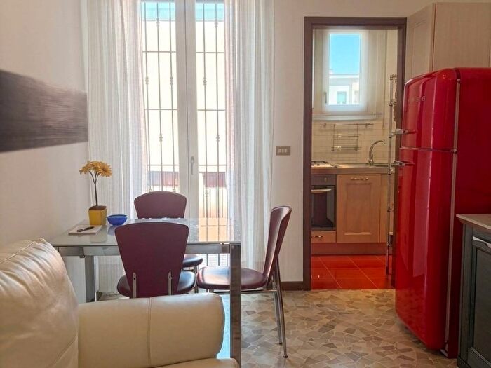 Appartamento bilocale in affitto in VIA COSTANZA, Washington, Milano
