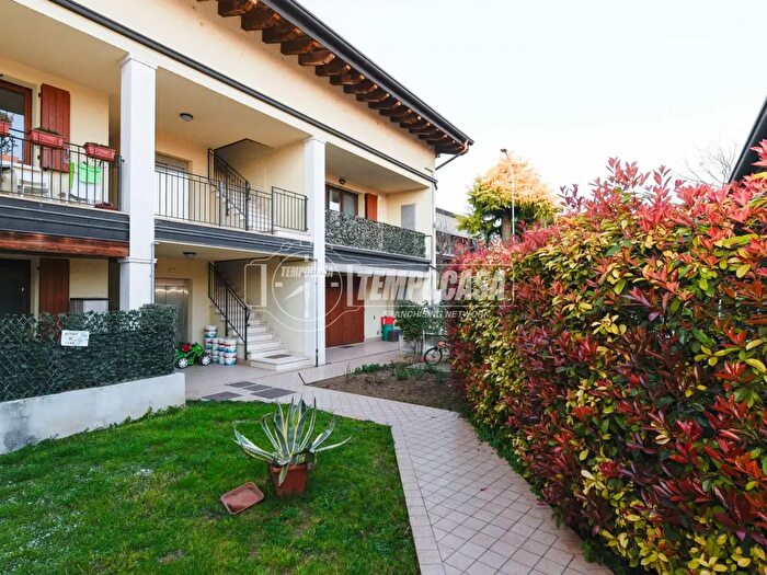 Appartamento bilocale in vendita in Via Bettola Bettola, Lonato