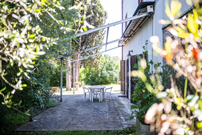 Appartamento quadrilocale in vendita in Via Roma, Asciano