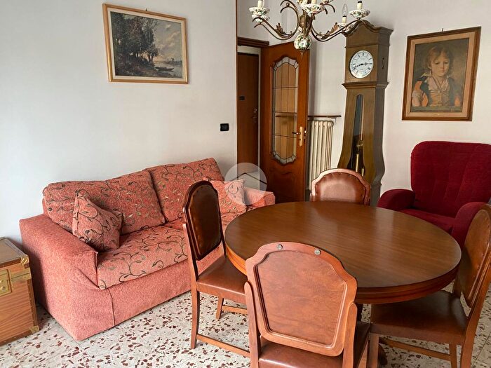 Appartamento trilocale in affitto in Strada Antica di Rivoli, Grugliasco