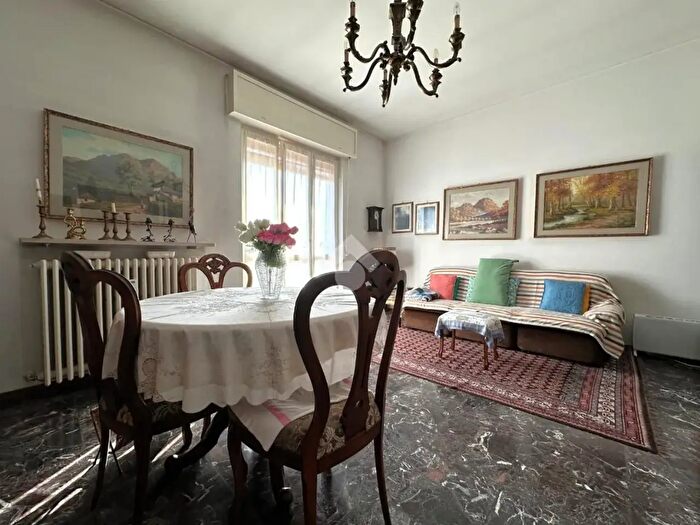 Case in Vendita e in Affitto - 3