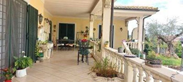 Casa con 8 locali in vendita in Via Ardeatina, Roma