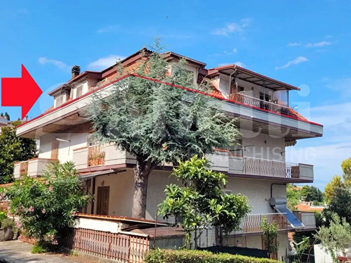 Appartamento con 7 locali in vendita in Contrada San Savino, San Benedetto Del Tronto