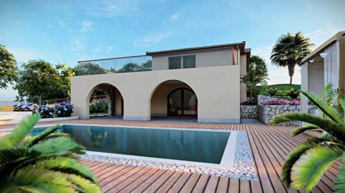 Casa quadrilocale in vendita in Contrada Ciacca di Badia, Castellammare Del Golfo