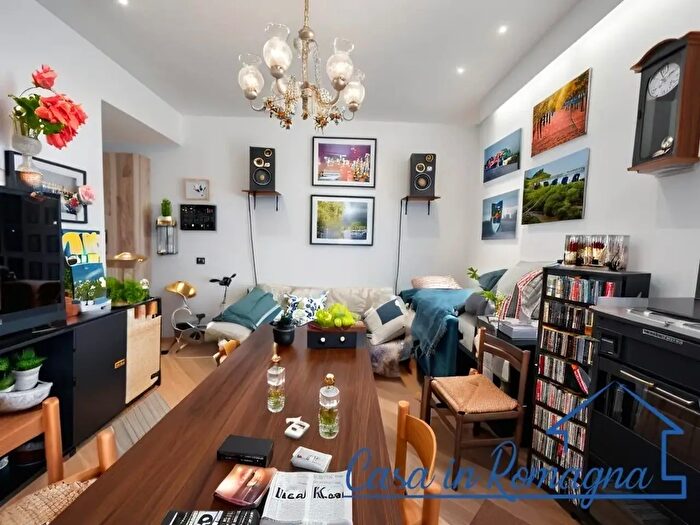 Appartamento quadrilocale in vendita in Via Acquario, Rimini