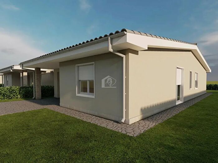 Casa quadrilocale in vendita in Suzzara