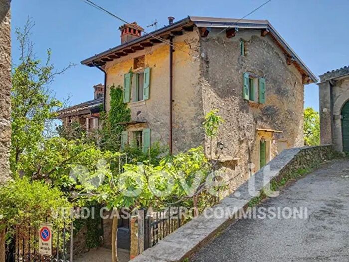 Casa con 5 locali in vendita in Via della Quiete, Gargnano