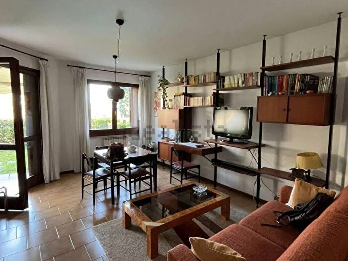 Appartamento quadrilocale in affitto in Via Anime Purgatorio, Centro, Salò