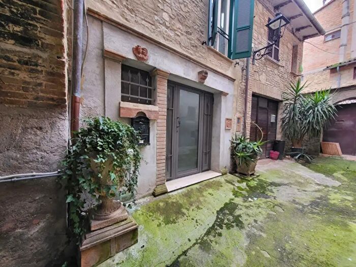Appartamento bilocale in vendita in Via Largo della Pietà, Bevagna