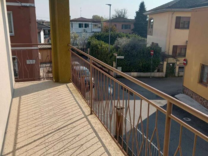 Appartamento in affitto in Borgotrebbia, Piacenza