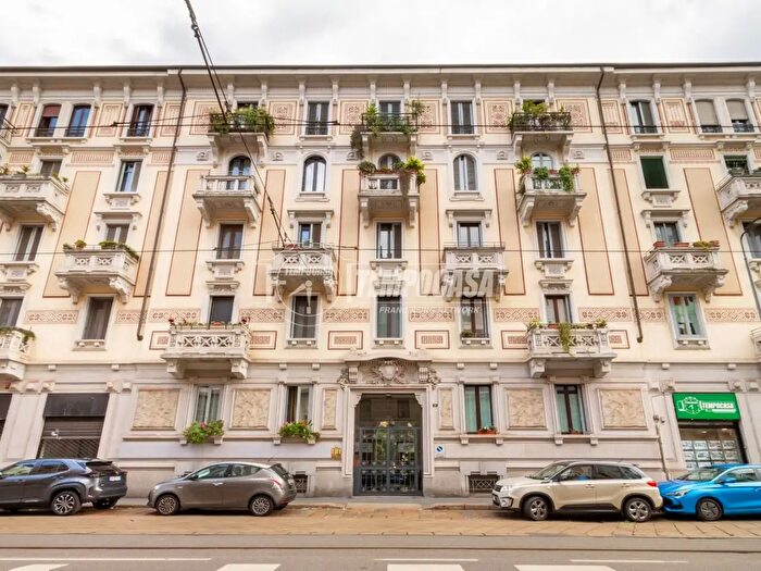 Appartamento trilocale in vendita in Via Venini Giulio E Corrado, Milano