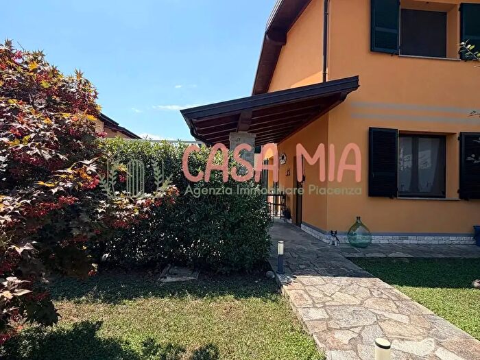 Casa trilocale in vendita in Via Paul Harris, Rottofreno