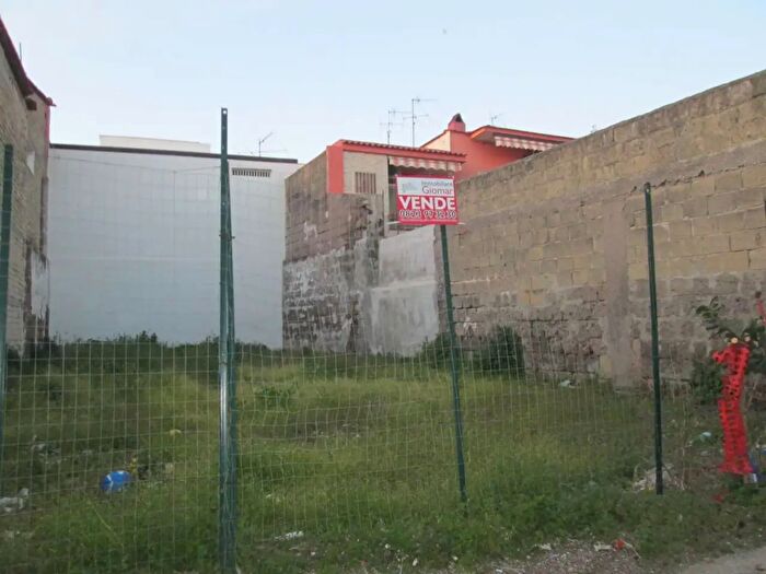 Casa in vendita in Via Montecicoli, Mondragone