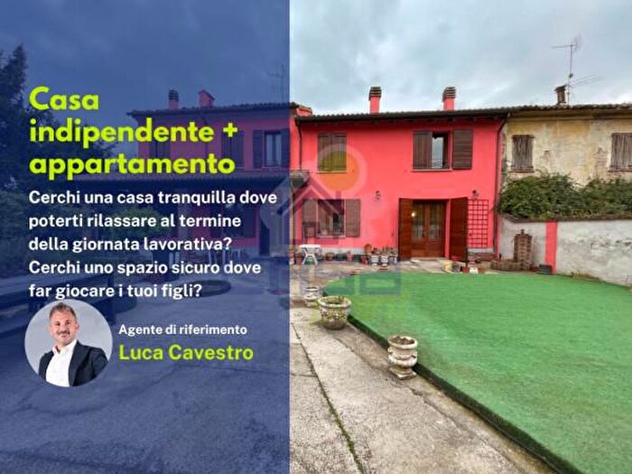 Casa con 6 locali in vendita in Via Corbari, Viadana