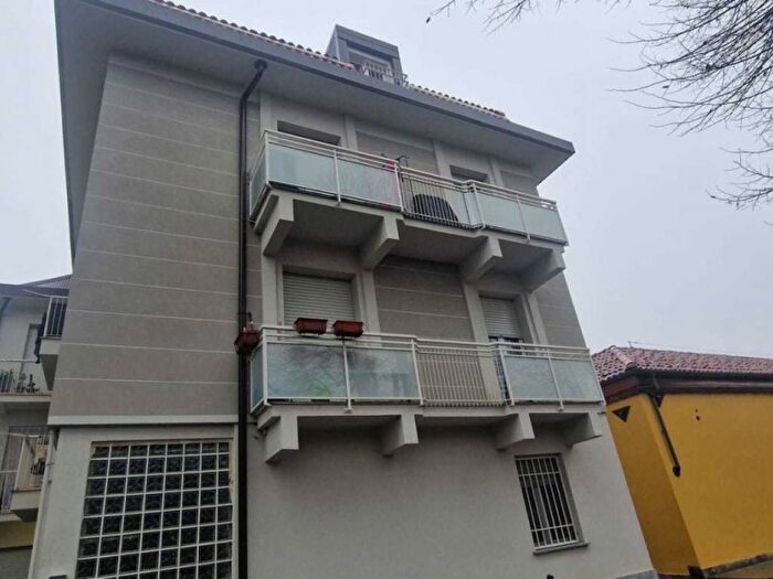 Appartamento trilocale in affitto in Viale Cavaglià, Villastellone