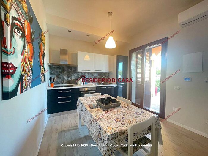 Appartamento trilocale in affitto in Strada Ferla, Cefalù