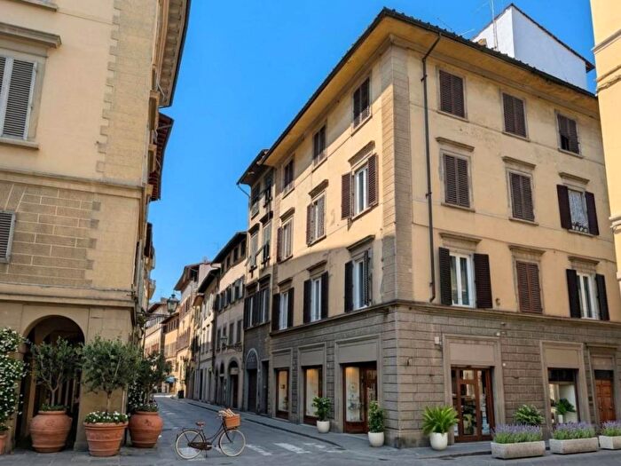 Casa quadrilocale in vendita in Via dei Ginori, Duomo, Firenze