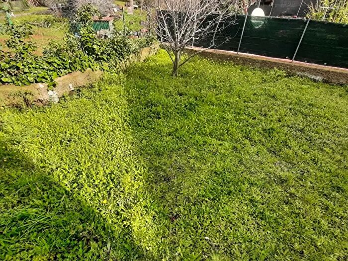 Appartamento trilocale in vendita in Rosignano Marittimo