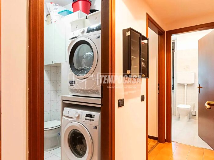 Appartamento trilocale in vendita in Mariano Comense