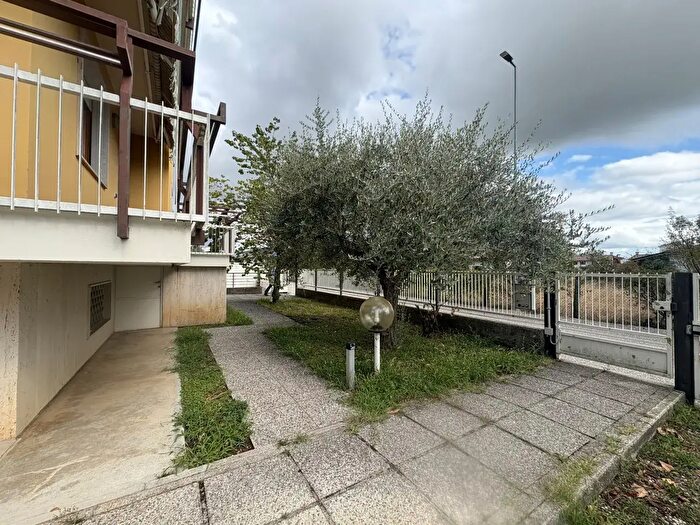 Appartamento bilocale in vendita in Via degli Alpini, Campoformido