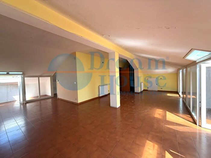 Appartamento con 5 locali in vendita in Via Trieste, Alba Adriatica