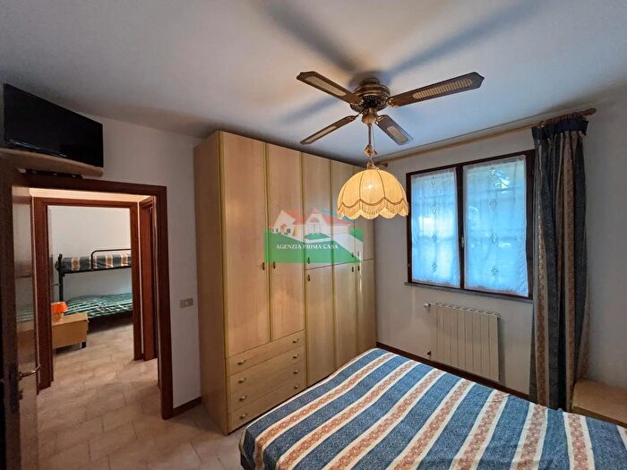 Appartamento trilocale in vendita in Viale delle Roveri, Ravenna