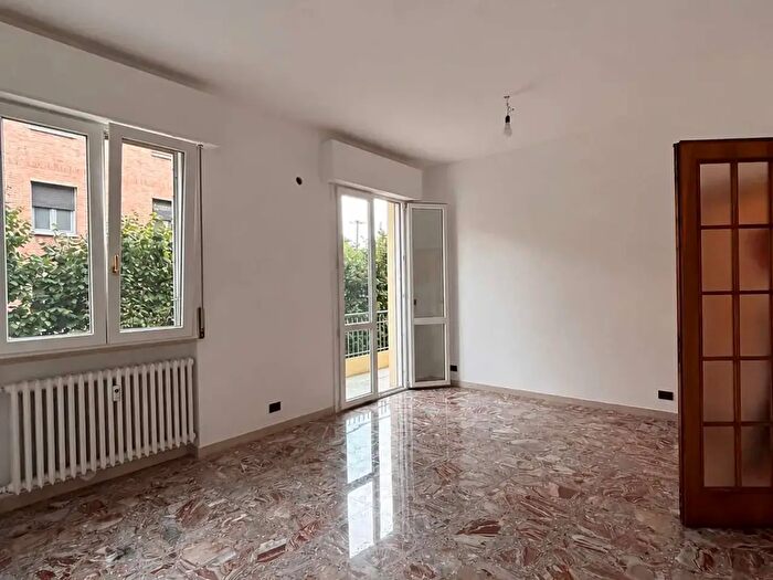 Appartamento con 5 locali in vendita in Viale Timavo, Reggio Emilia