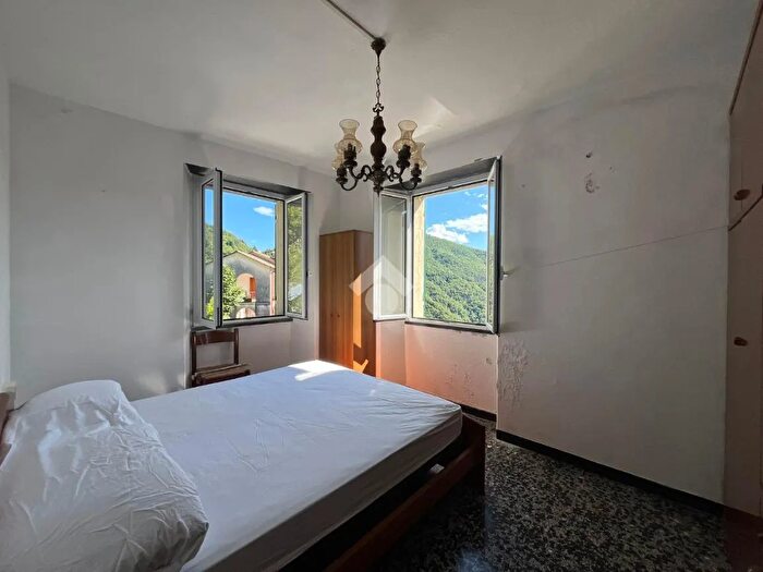 Casa quadrilocale in vendita in Via Costa, Lorsica