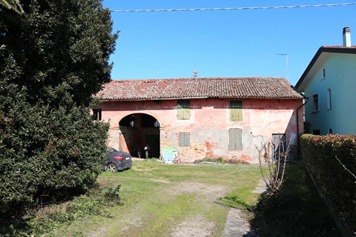 Casa con 5 locali in vendita in Via Fornase, Spinea