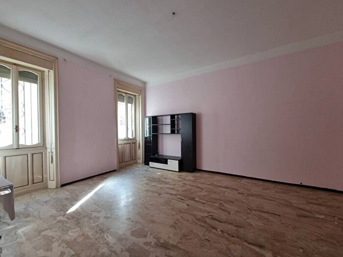 Appartamento quadrilocale in affitto in Centro Storico, Pavia