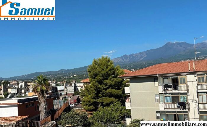 Appartamento trilocale in vendita in Viale Immacolata, Riposto