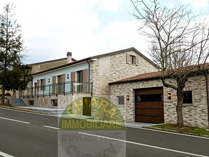 Casa con 6 locali in vendita in del Convento, Palmoli