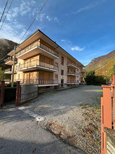 Appartamento bilocale in vendita in Via Vittorio Nazzari, Pradleves