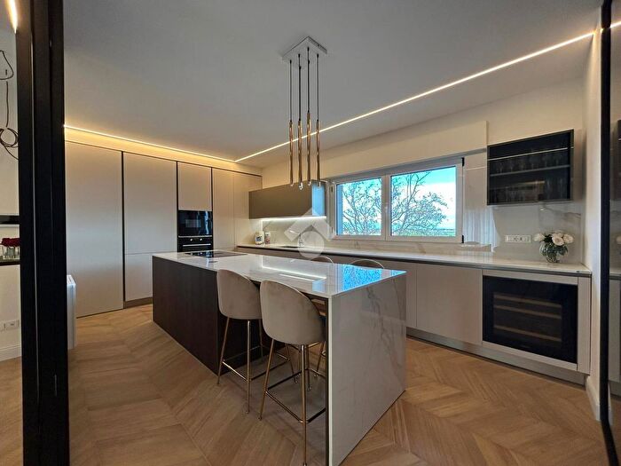 Appartamento quadrilocale in vendita in Via Botte Donato, CoriglianoRossano