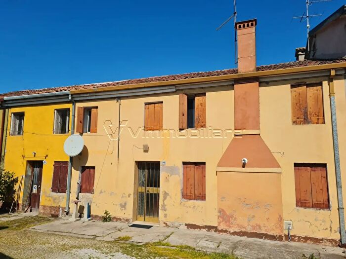 Casa con 10 locali in vendita in Via Monte Grappa, Noventa Vicentina