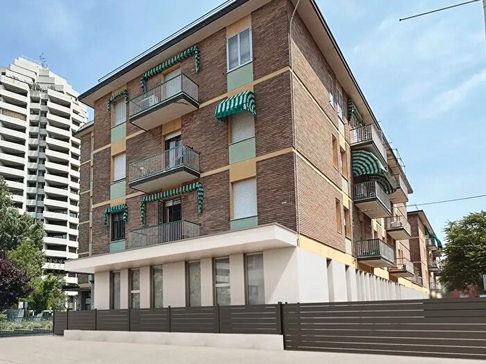 Case in Vendita e in Affitto - 2